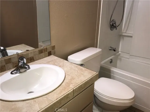 $1,875 | 5051 Caddo Court, Kelseyville, CA 95451