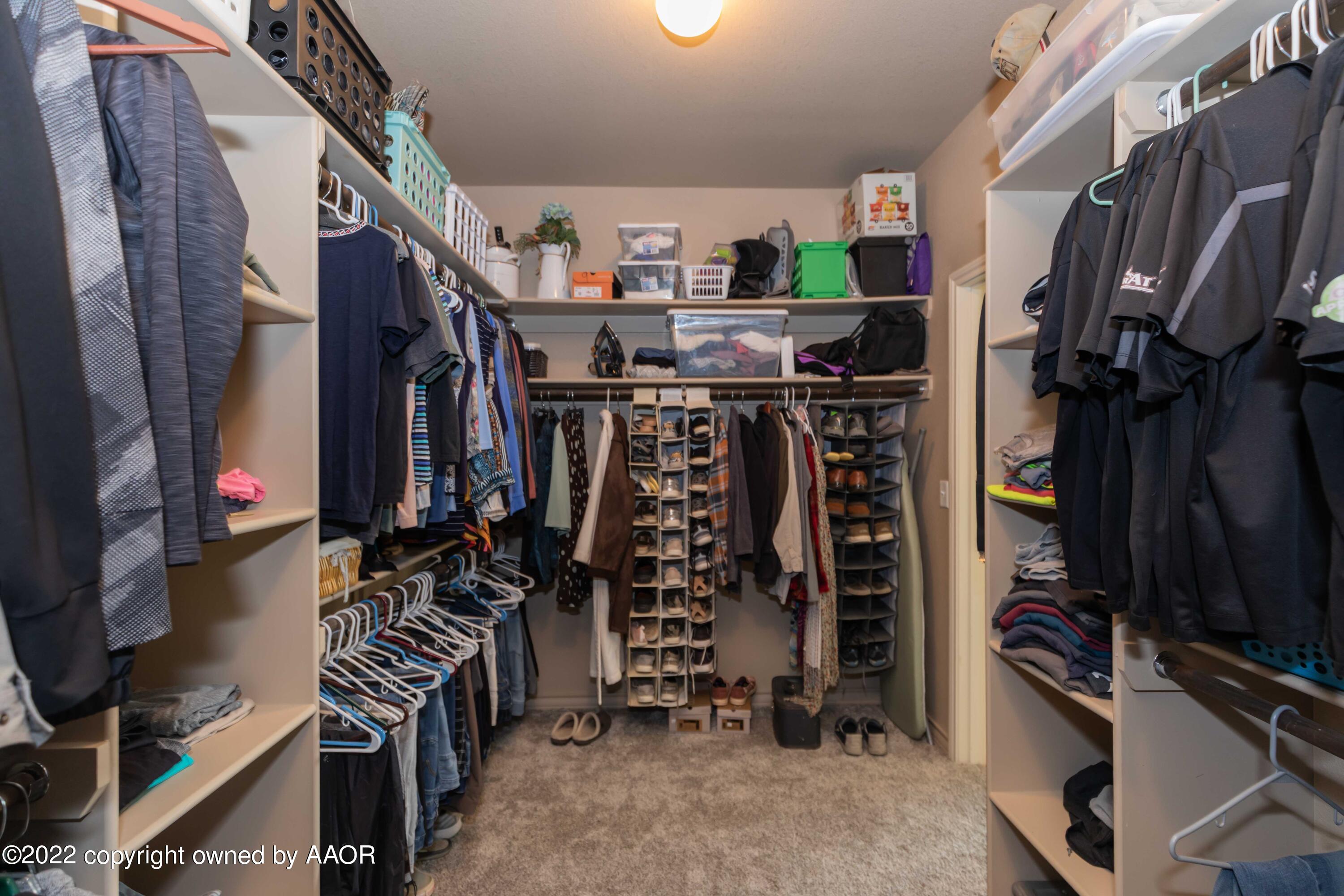 18450 Quail Crossing Road Amarillo, TX 79124 - Photo 23 of 61 MASTER CLOSET VIEW 2