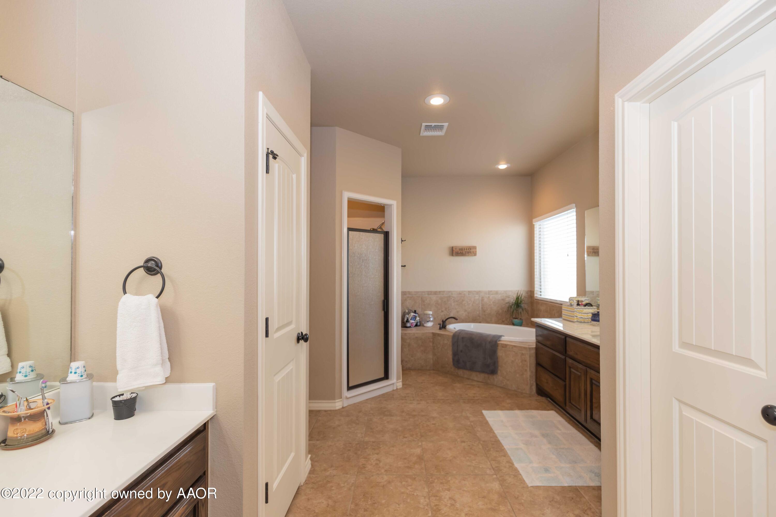 18450 Quail Crossing Road Amarillo, TX 79124 - Photo 24 of 61 MASTER BATH VIEW 1
