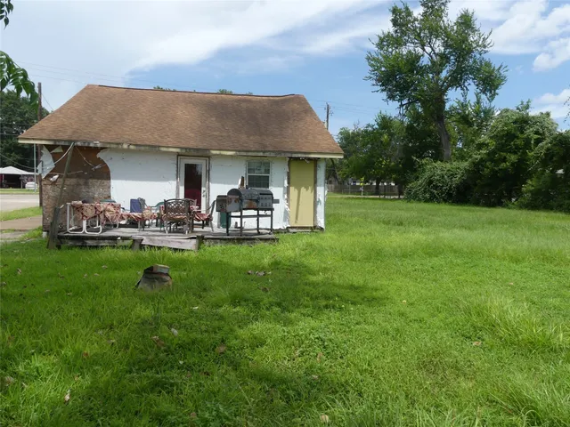 $420,000 | 7713 Airline Drive, Houston, TX 77037