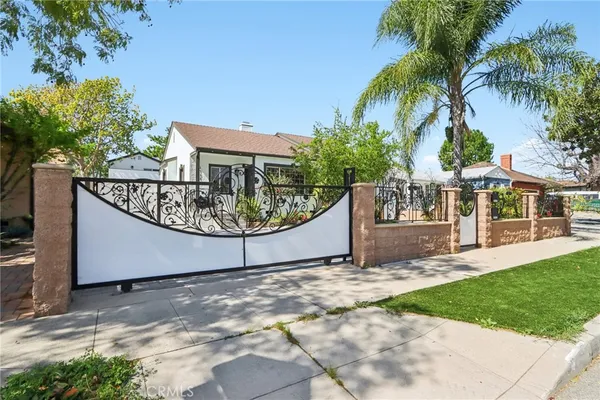 $1,649,950 | 1735 North Lima Street, Burbank, CA 91505