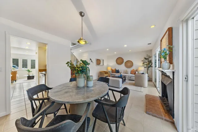 $1,077,000 | 14 Mariner Green Drive, Corte Madera, CA 94925