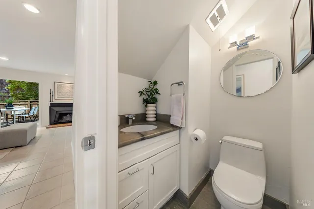 $1,077,000 | 14 Mariner Green Drive, Corte Madera, CA 94925