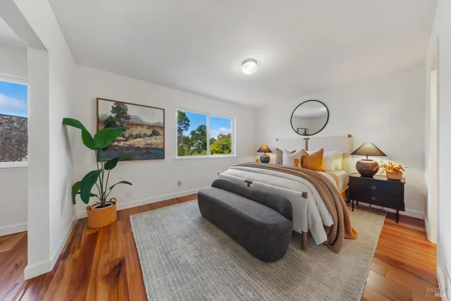 $1,077,000 | 14 Mariner Green Drive, Corte Madera, CA 94925