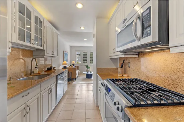 $947,000 | 14 Mariner Green Drive, Corte Madera, CA 94925