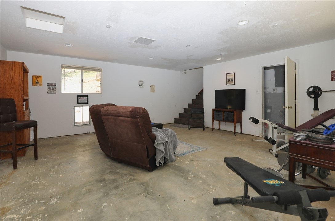 9712 Harrington Flat Road Middletown, CA 95461 - Photo 31 of 38 Man Cave or Woman