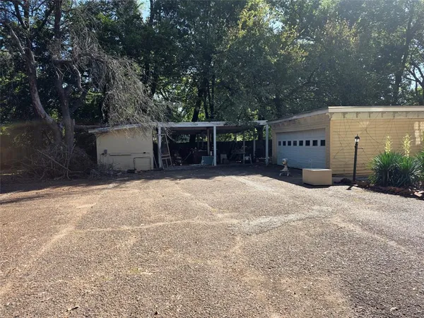 $425,000 | 802 Fitzhugh Avenue, Paris, TX 75460