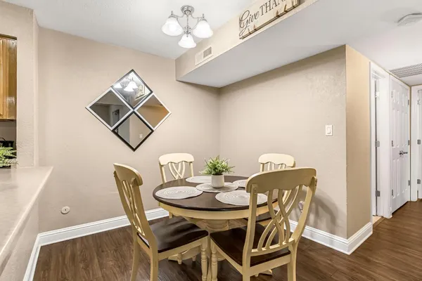 $225,000 | 2881 Huntington Boulevard, Unit 126, Fresno, CA 93721