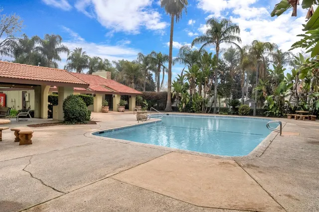 $225,000 | 2881 Huntington Boulevard, Unit 126, Fresno, CA 93721