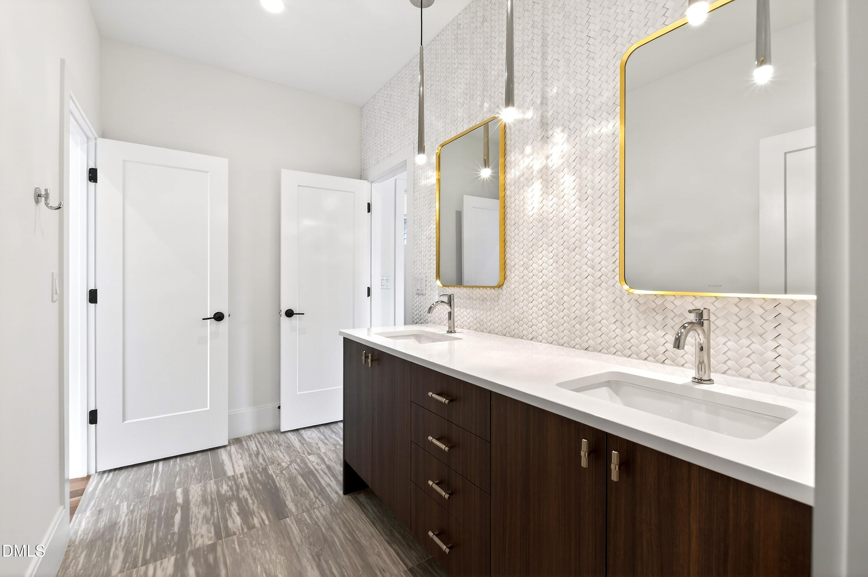 1617 Nottingham Road Raleigh, NC 27607 - Photo 47 of 76 Nottingham (56)