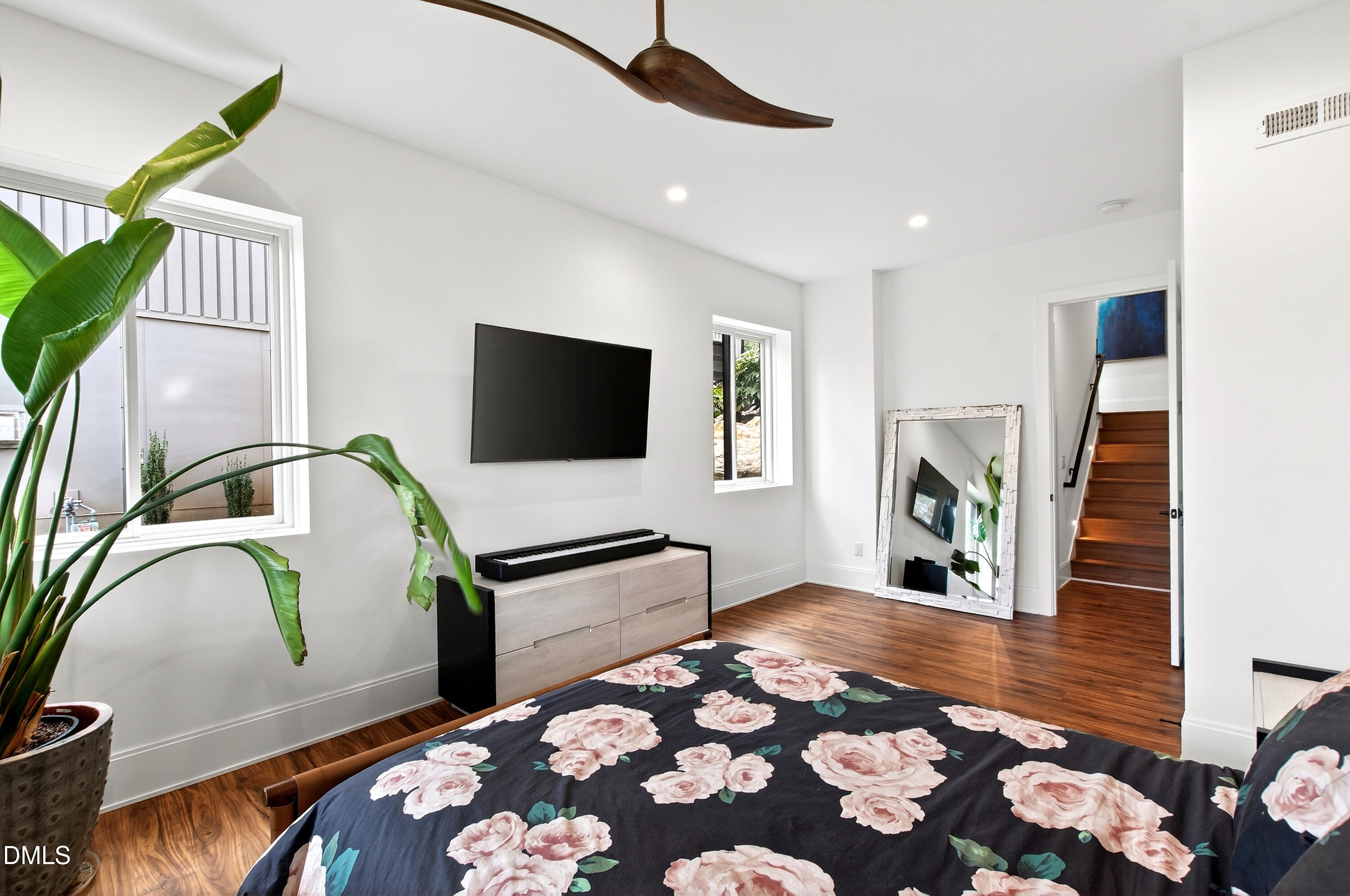 1617 Nottingham Road Raleigh, NC 27607 - Photo 50 of 76 a living room with furniture and a flat screen tv