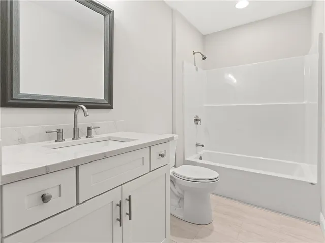 $619,900 | 66 Medford Street, Warwick, RI 02889