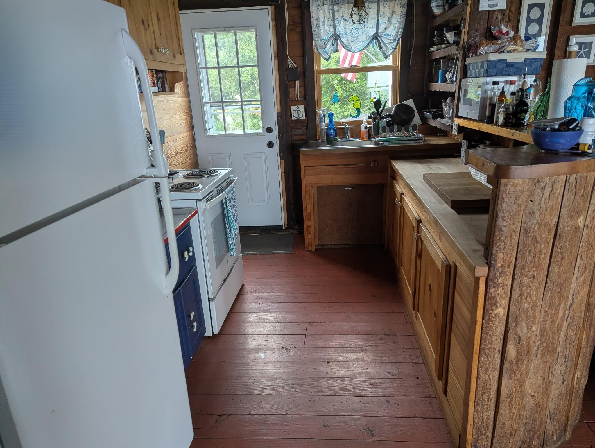 3 Abs Drive Phippsburg, ME 04562 - Photo 10 of 22 Kitchen
