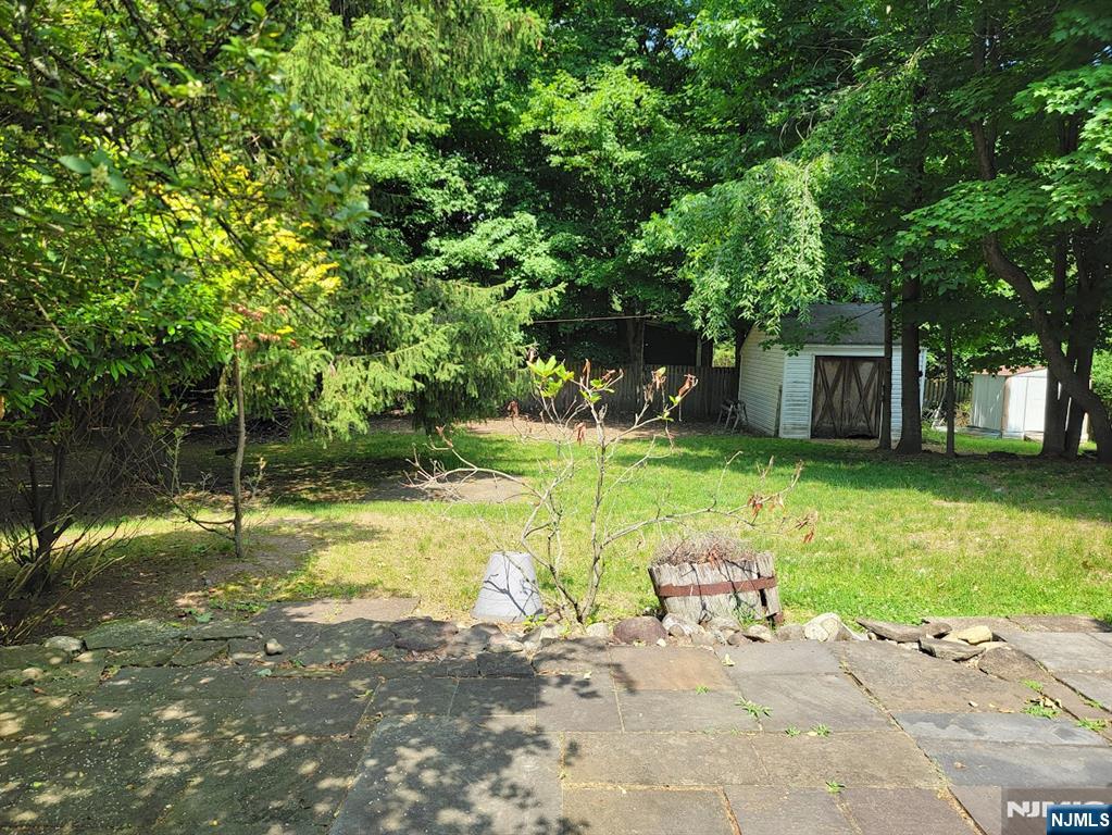33 North Maple Avenue, Unit 1 LEFT Park Ridge, NJ 07656 - Photo 16 of 20