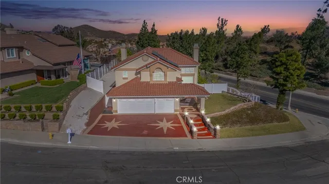 a view of a street in front of house
