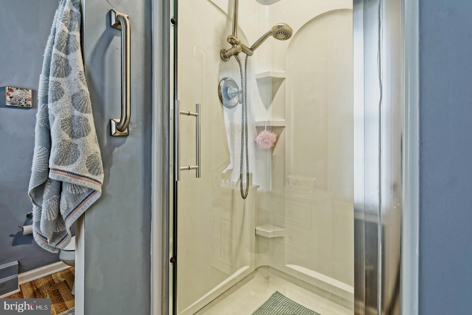 84 Jennings Road Manahawkin, NJ 08050 - Photo 28 of 40 a bathroom with a shower