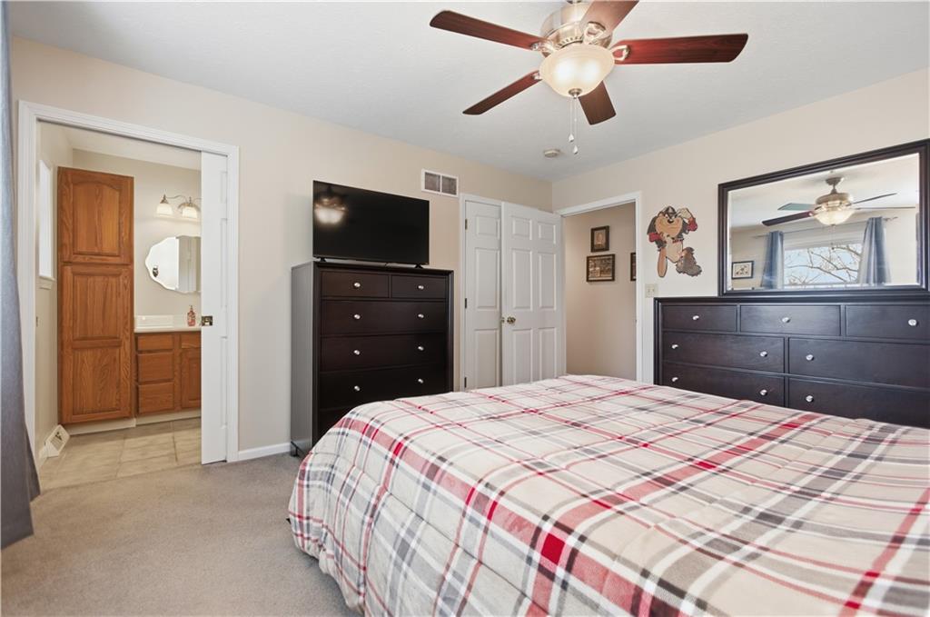 605 Davidson Drive Rochester, PA 15074 - Photo 19 of 44