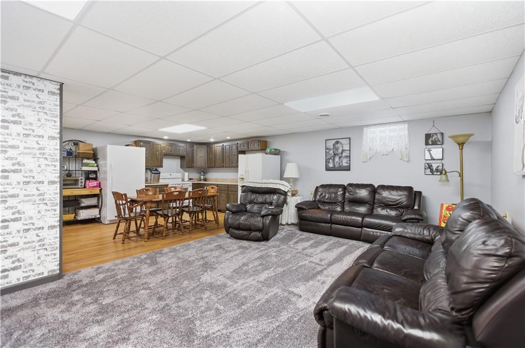 605 Davidson Drive Rochester, PA 15074 - Photo 36 of 44