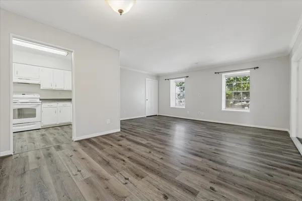 $1,675 | 9031 Gaylord Drive, Unit 136, Houston, TX 77024