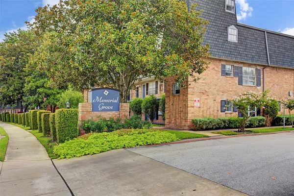 $1,675 | 9031 Gaylord Drive, Unit 136, Houston, TX 77024