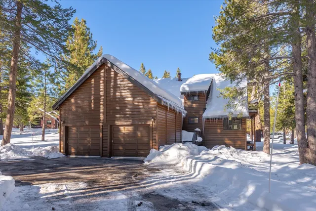 $995,000 | 17080 Ski Slope Way, Truckee, CA 96161