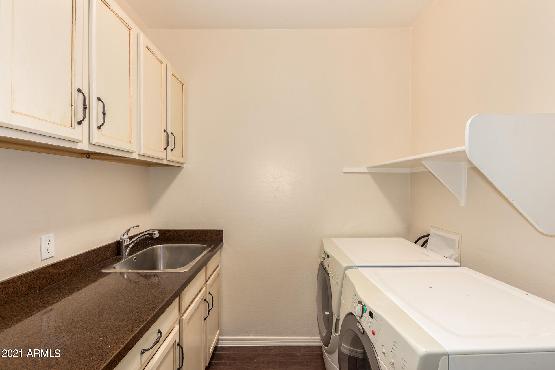 14313 West Almeria Road Goodyear, AZ 85395 - Photo 28 of 38 0024-24 - Almeria