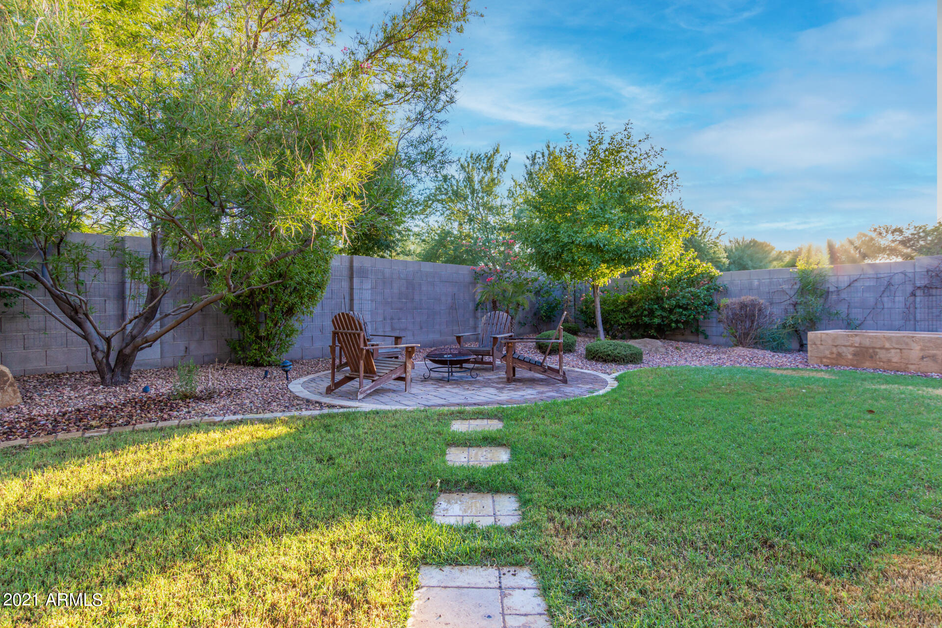 14313 West Almeria Road Goodyear, AZ 85395 - Photo 32 of 38 0028-29 - Almeria
