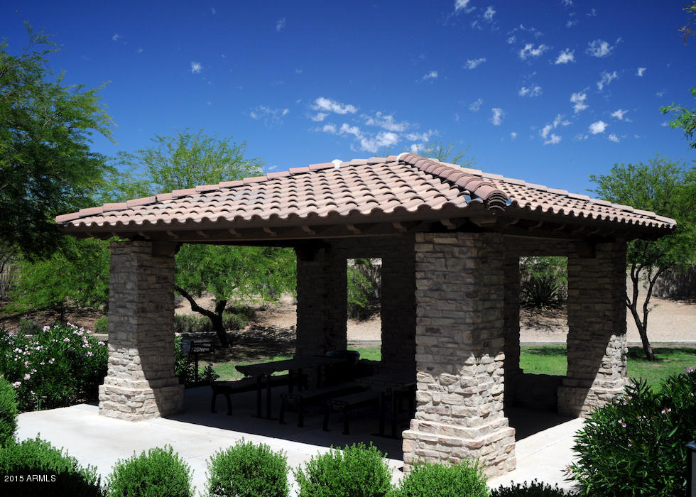 14313 West Almeria Road Goodyear, AZ 85395 - Photo 35 of 38 Park 3