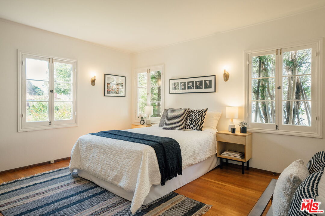 2101 Lambert Drive Pasadena, CA 91107 - Photo 18 of 48 a bedroom with a bed and a window