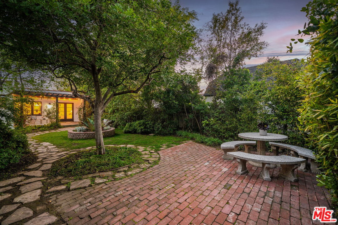 2101 Lambert Drive Pasadena, CA 91107 - Photo 39 of 48 a front view of a house with garden