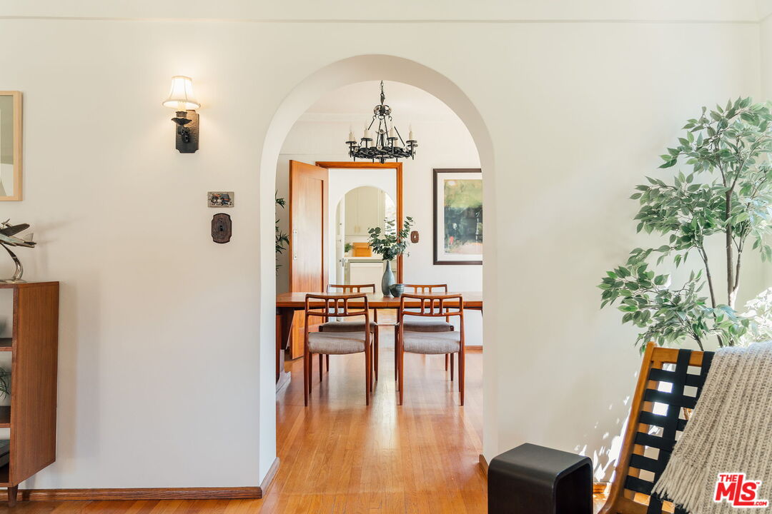 2101 Lambert Drive Pasadena, CA 91107 - Photo 10 of 48 a view of living room with furniture and a potted plant