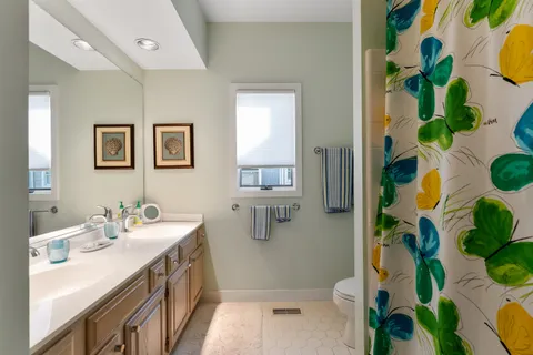 $6,395,000 | 177 71st Street, Avalon, NJ 08202