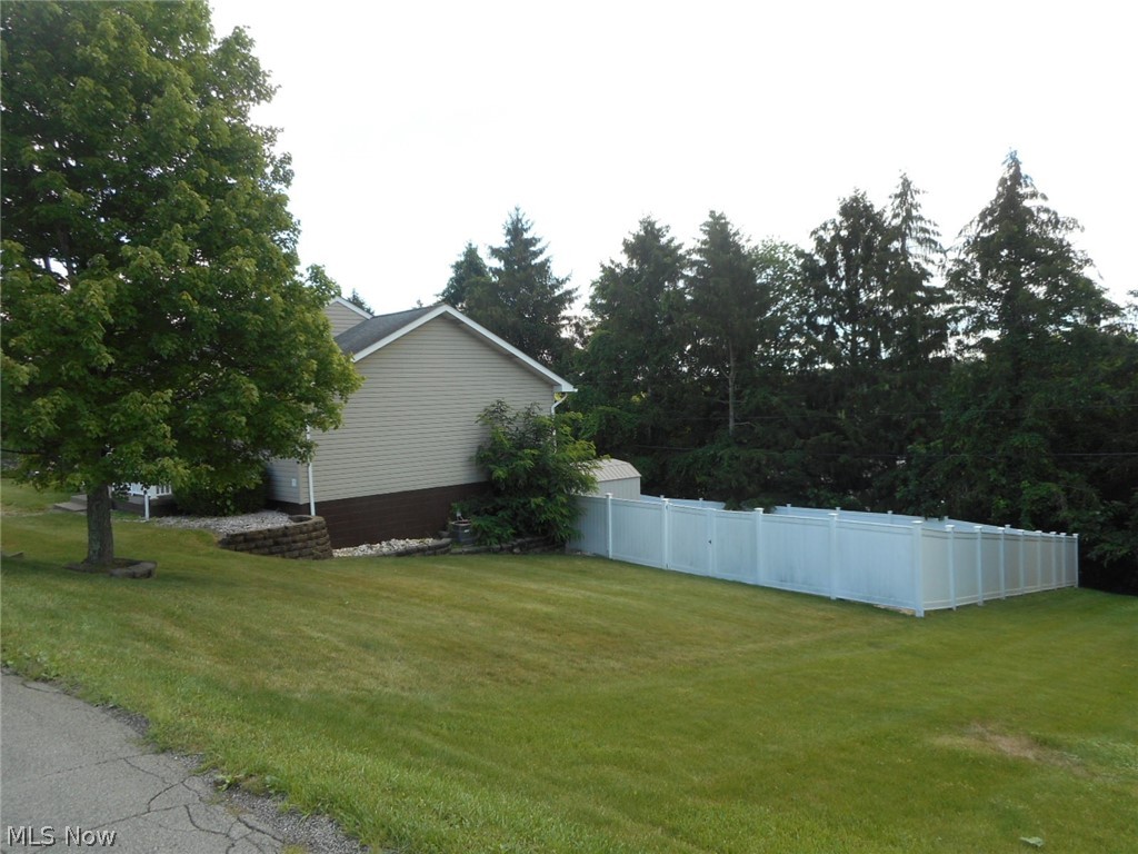 3030 West Alexander Road Valley Grove, WV 26060 - Photo 4 of 33