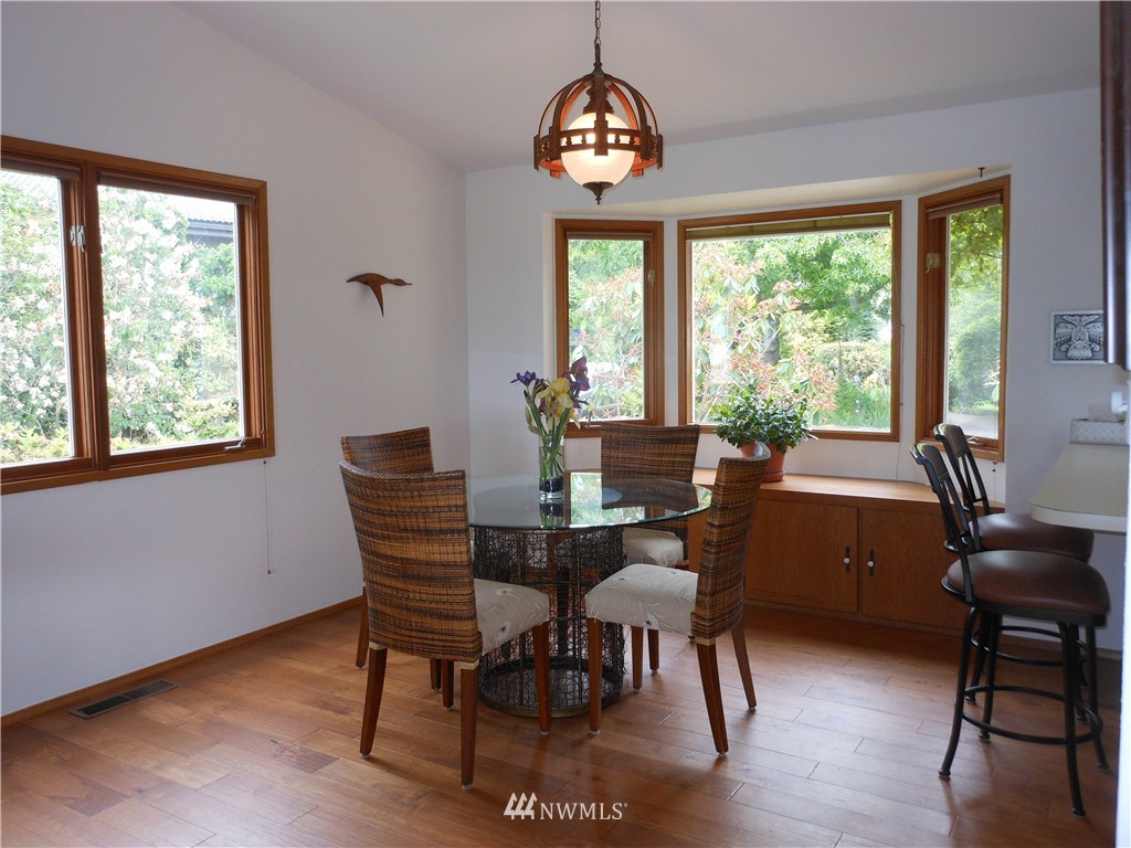 3303 Robertson Road Bellingham, WA 98226 - Photo 6 of 22 Gallery Image 6