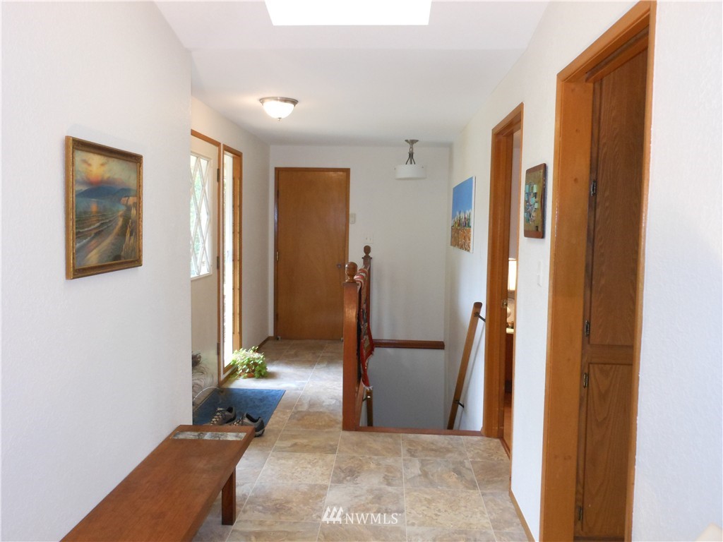 3303 Robertson Road Bellingham, WA 98226 - Photo 9 of 22 Gallery Image 9