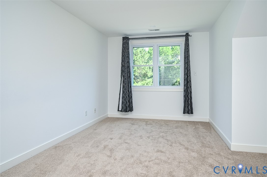 1037 Berryhill Road Henrico, VA 23231 - Photo 13 of 49 Bright and Quiet Sitting Area