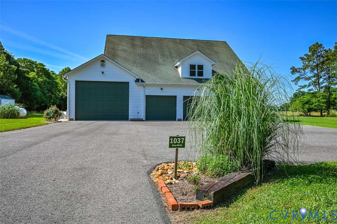 1037 Berryhill Road Henrico, VA 23231 - Photo 34 of 49 Large Parking Area