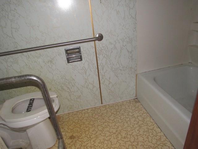 421 1st Street Chestnut Ridge, PA 15422 - Photo 14 of 31