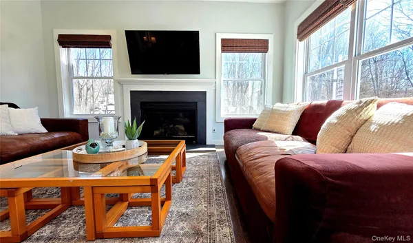 $739,925 | 46 Long Hill Road, Hopewell Junction, NY 12533