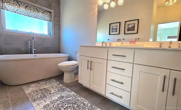 $739,925 | 46 Long Hill Road, Hopewell Junction, NY 12533