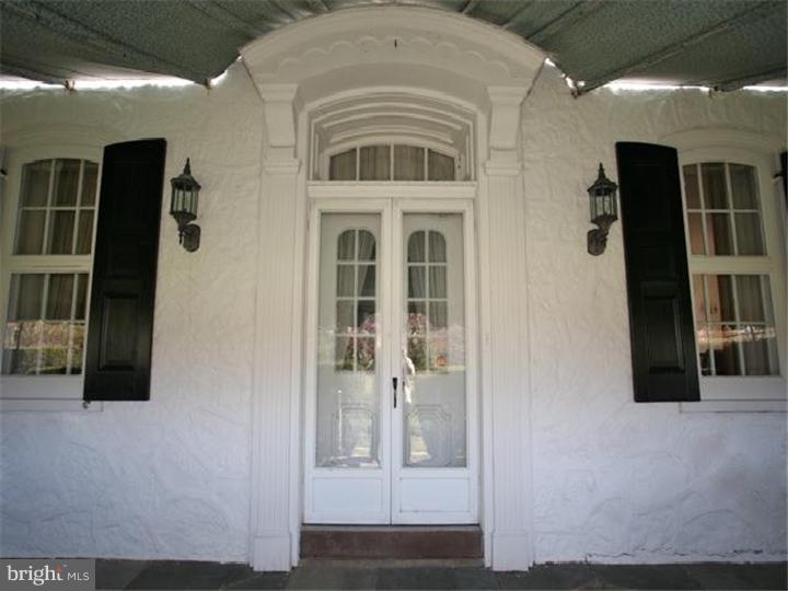 2253 Stahl Road Huntingdon Valley, PA 19006 - Photo 2 of 22 Exterior Front