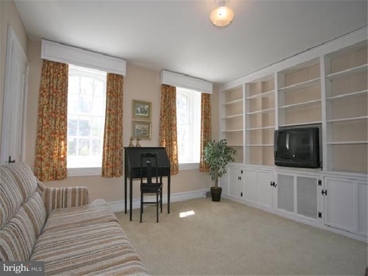 2253 Stahl Road Huntingdon Valley, PA 19006 - Photo 16 of 22 Bedroom 4