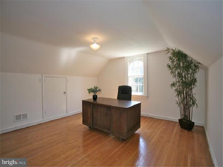 2253 Stahl Road Huntingdon Valley, PA 19006 - Photo 18 of 22 Bedroom 5