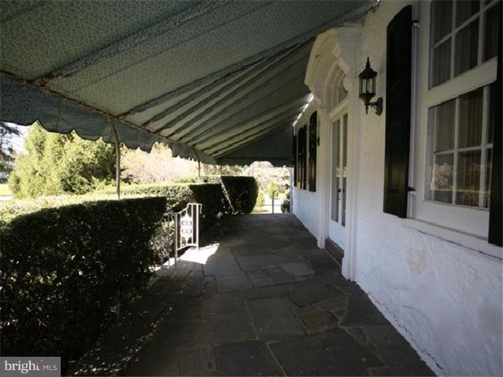 2253 Stahl Road Huntingdon Valley, PA 19006 - Photo 3 of 22 Porch