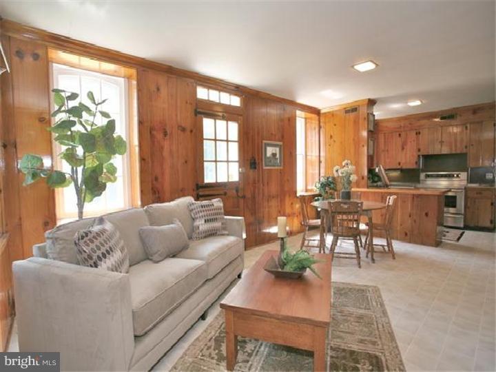 2253 Stahl Road Huntingdon Valley, PA 19006 - Photo 8 of 22 Family Room