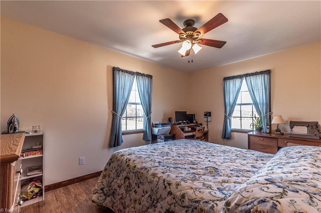 1055 Venable Road Pilot Mountain, NC 27041 - Photo 14 of 28
