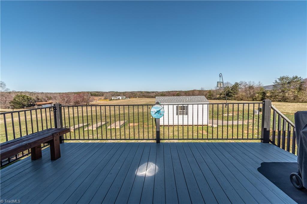 1055 Venable Road Pilot Mountain, NC 27041 - Photo 17 of 28