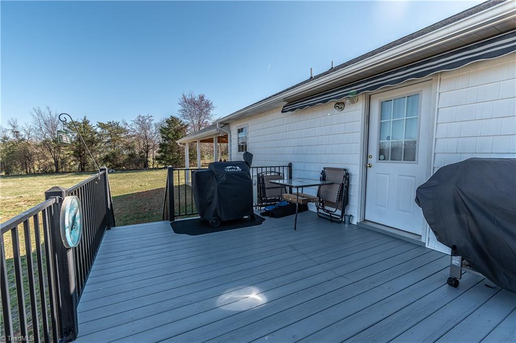 1055 Venable Road Pilot Mountain, NC 27041 - Photo 18 of 28