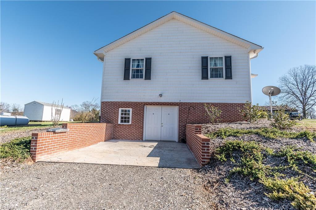 1055 Venable Road Pilot Mountain, NC 27041 - Photo 24 of 28