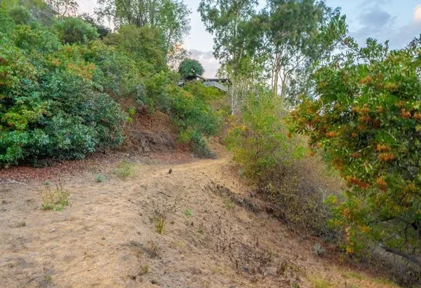$6,295,000 | 3544 Multiview Drive, Los Angeles, CA 90068